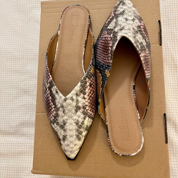 ASOS Shoes - ASOS new size 10W mules
